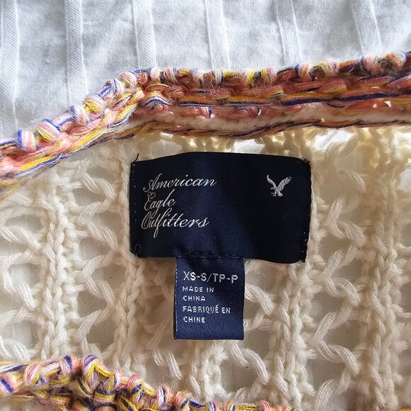 American Eagle Poncho - 2012 - Cream w/ Pink/Yellow/Blue Pattern - Sz XS-S - Picture 3 of 9